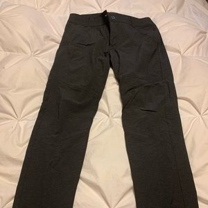 Mens Kuhl pants size 34x32